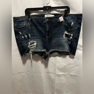 (121) TORRID distressed jean shorts plus size